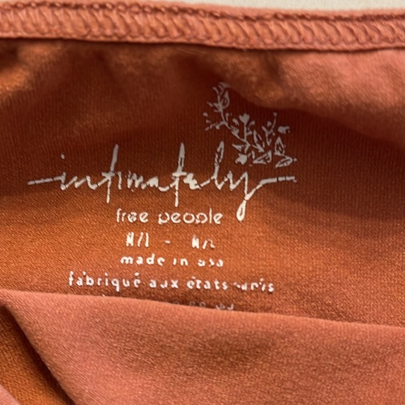Intimately Free People Women’s brown seamless Cami with Elastic Strap m/l - Picture 2 of 6